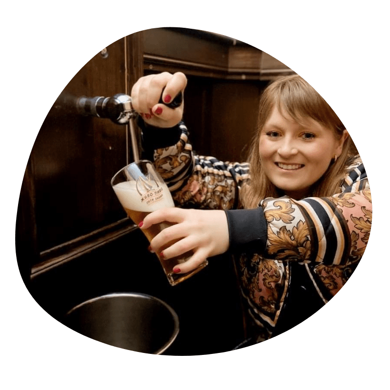 Manchester Brewery Tours: Lianne Williams, tour guide extraordinaire!